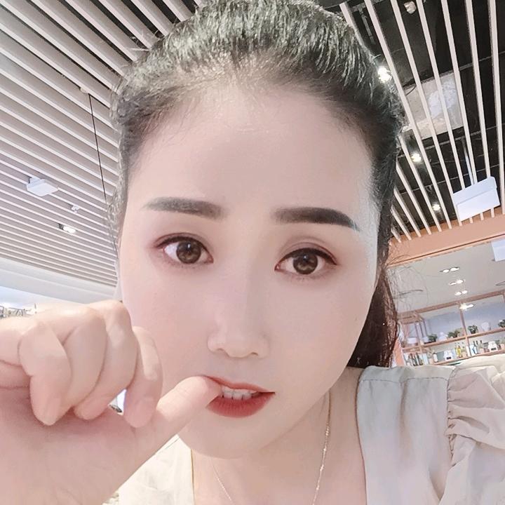 新加坡的小美妞