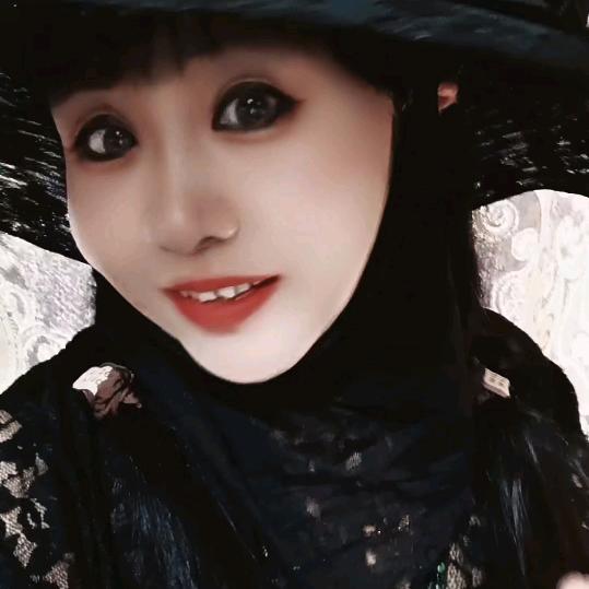 哭了谁疼＠_@🌵 🍃