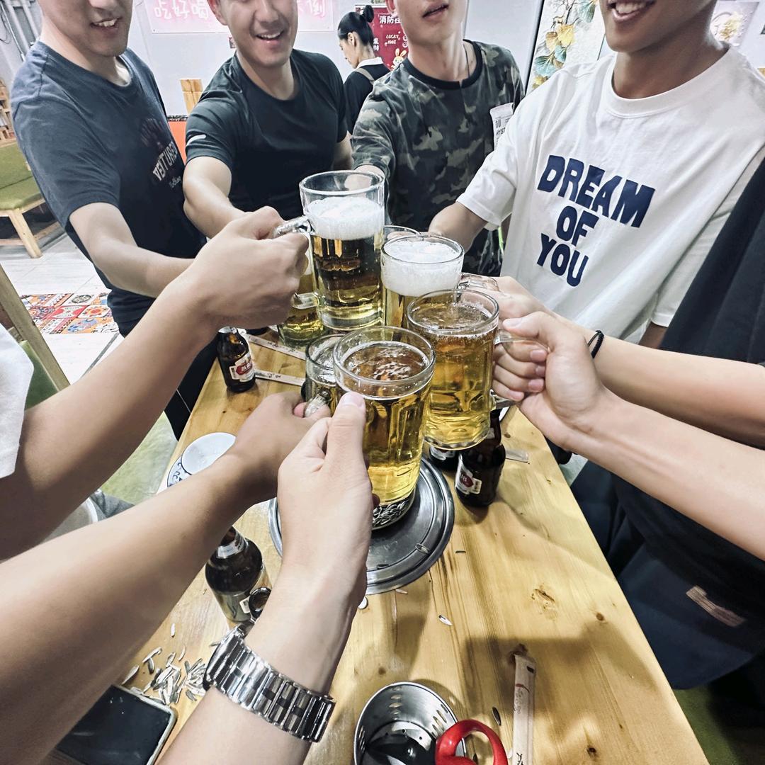 一醉醉千秋