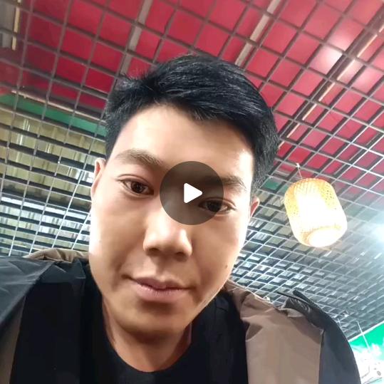 建筑工地木工鄚师傅