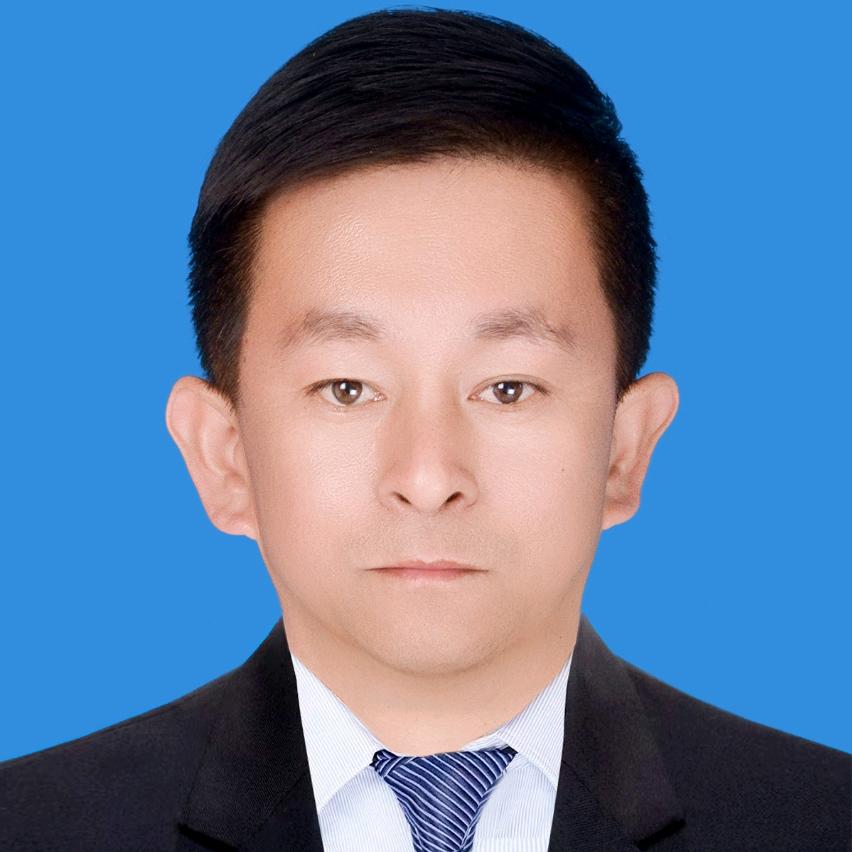 兴华伟驾校任教练