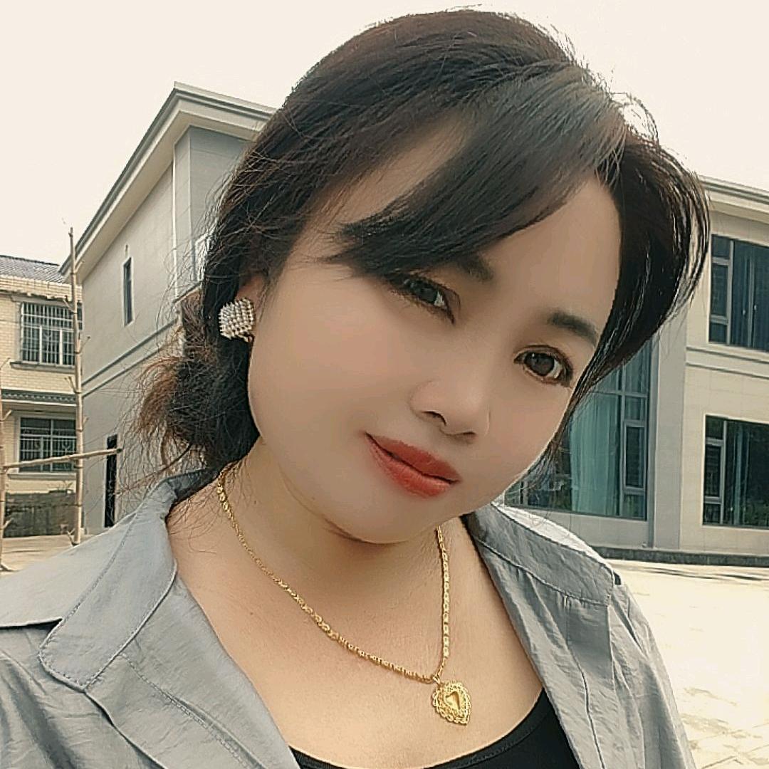 鸭司令，龙姐