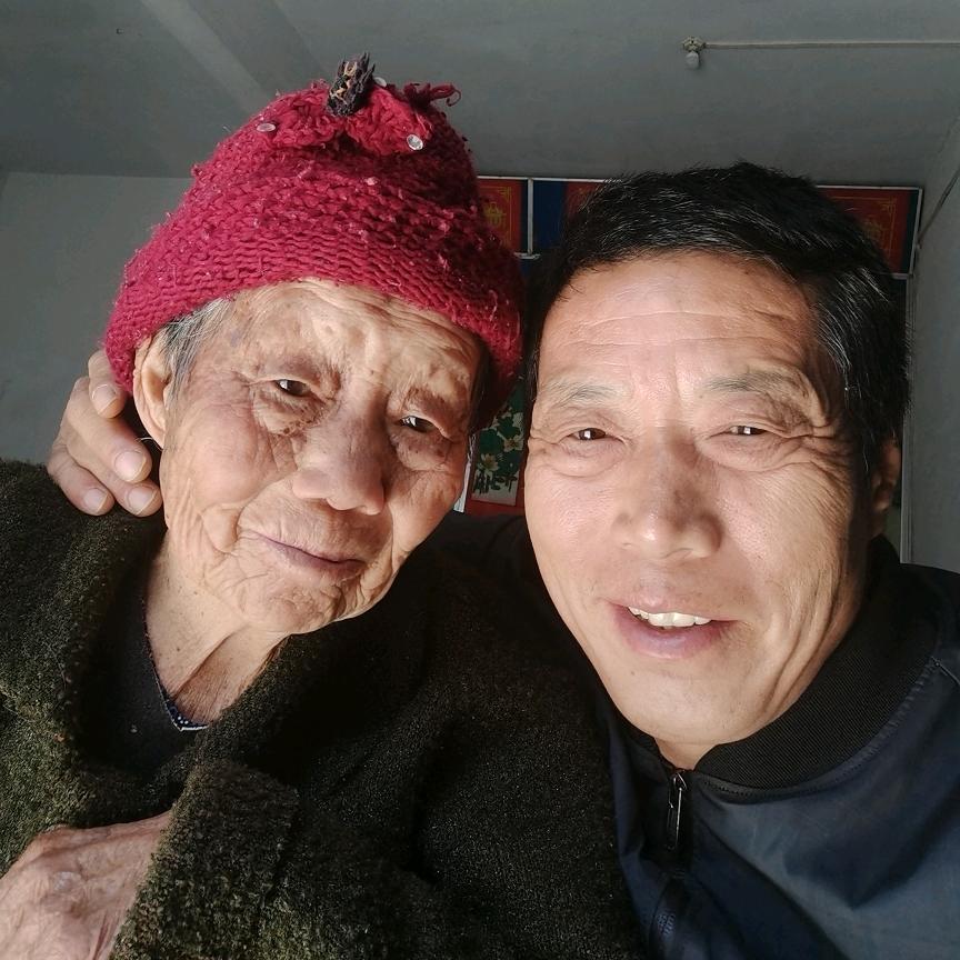 殷超志