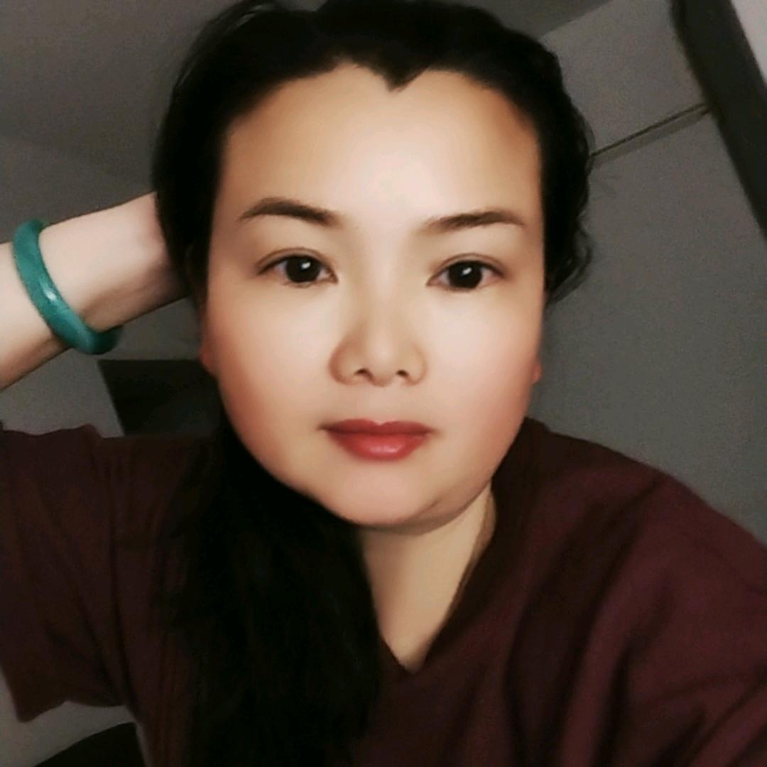 曾万懿凡