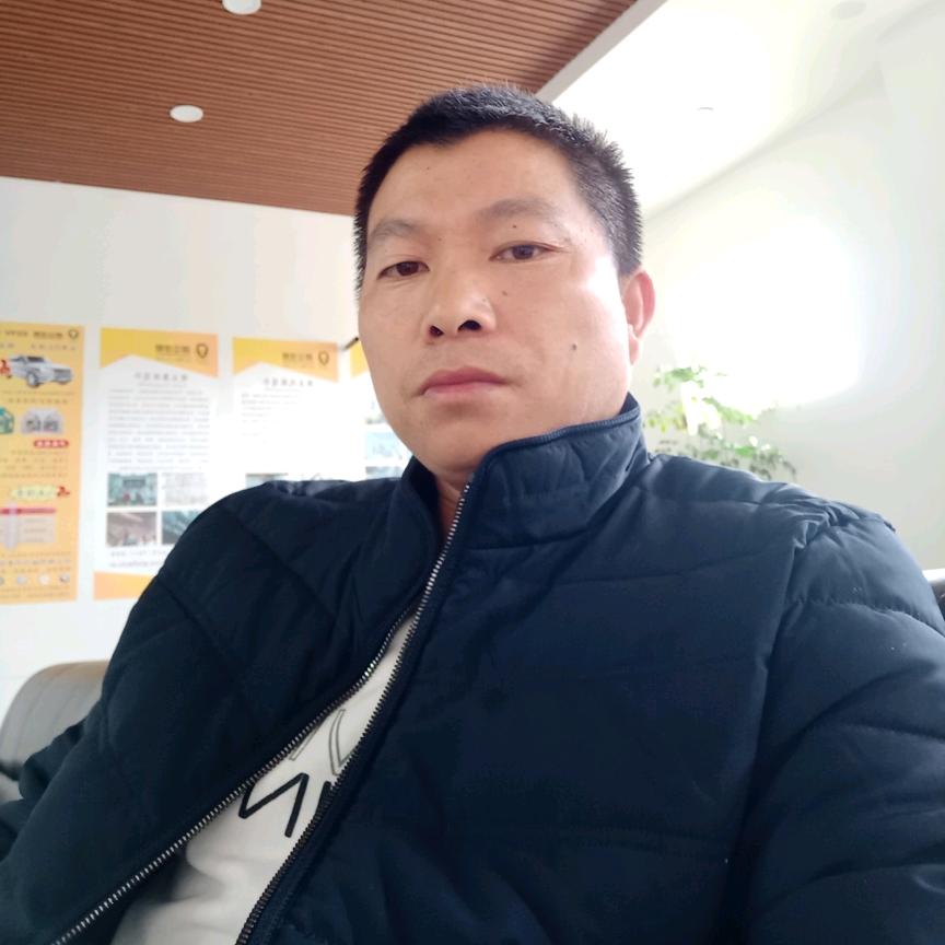 方华（专业建筑主体木工工程）