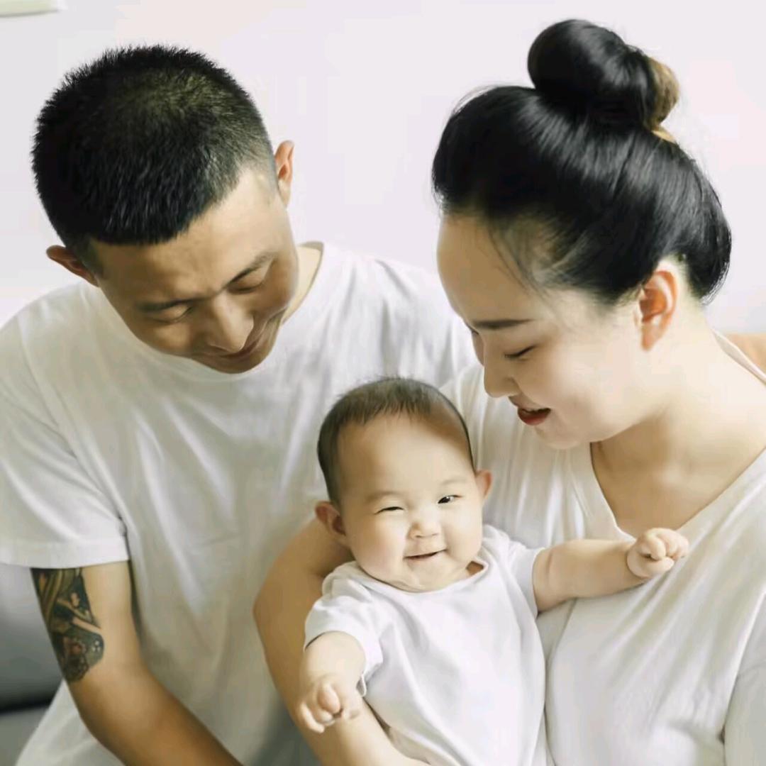 甜芯妞妞