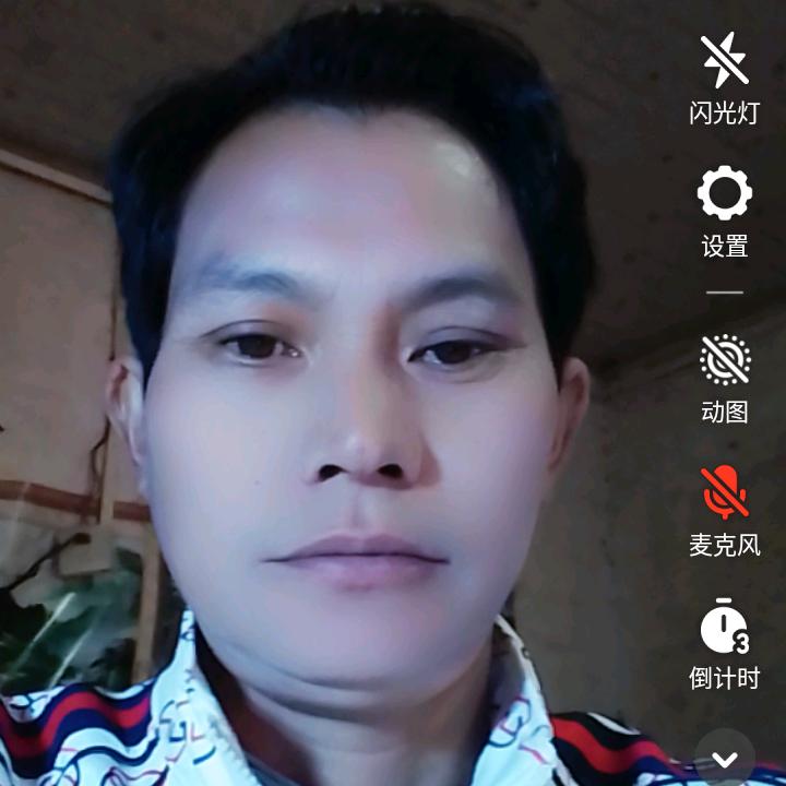 ❤️情歌王子❤️单身小哥