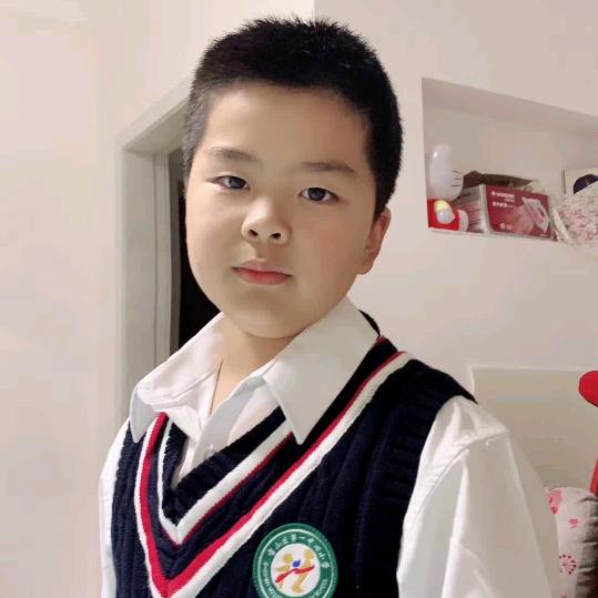 万振明🍋