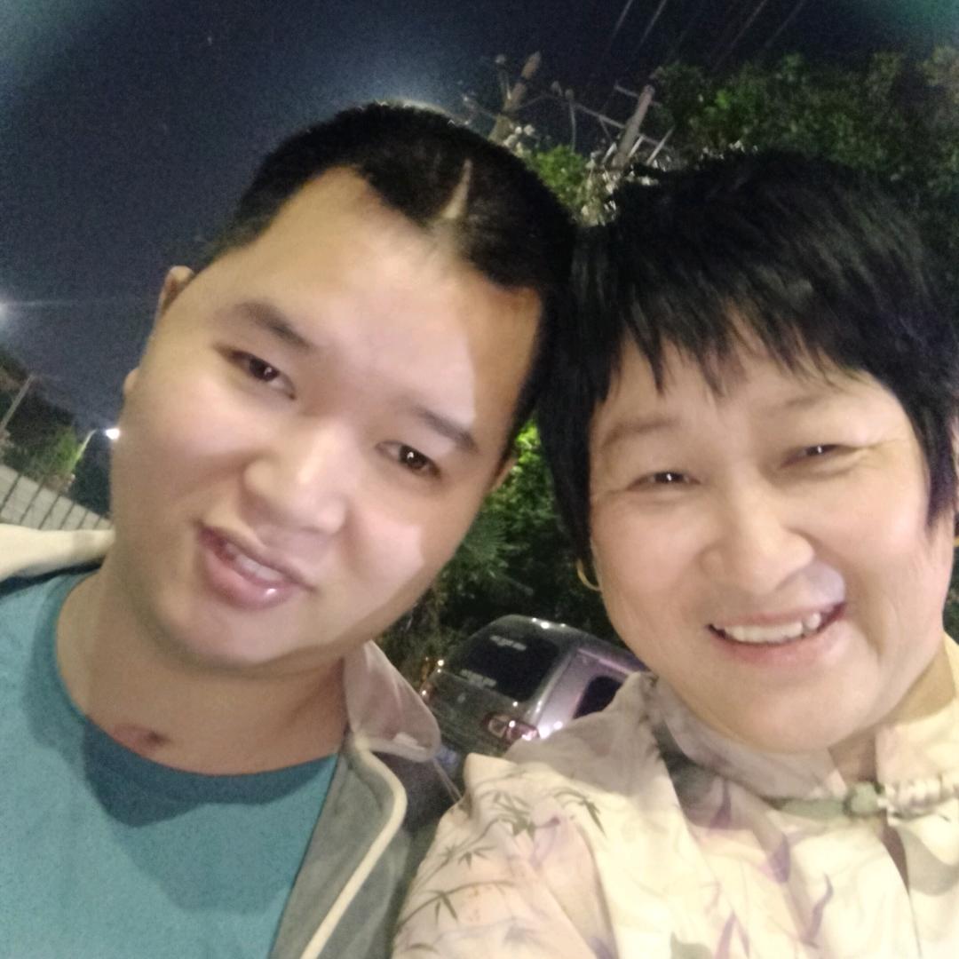 父母的爱，〈每晚九点半开播〉