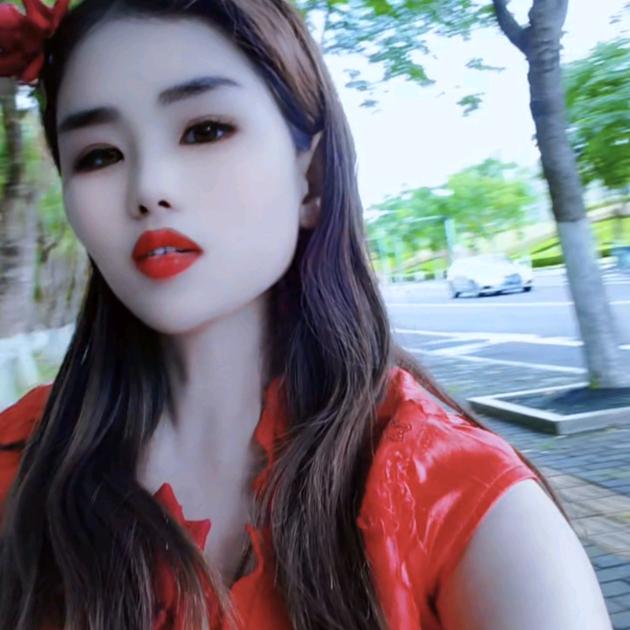 陈妹，丫头
