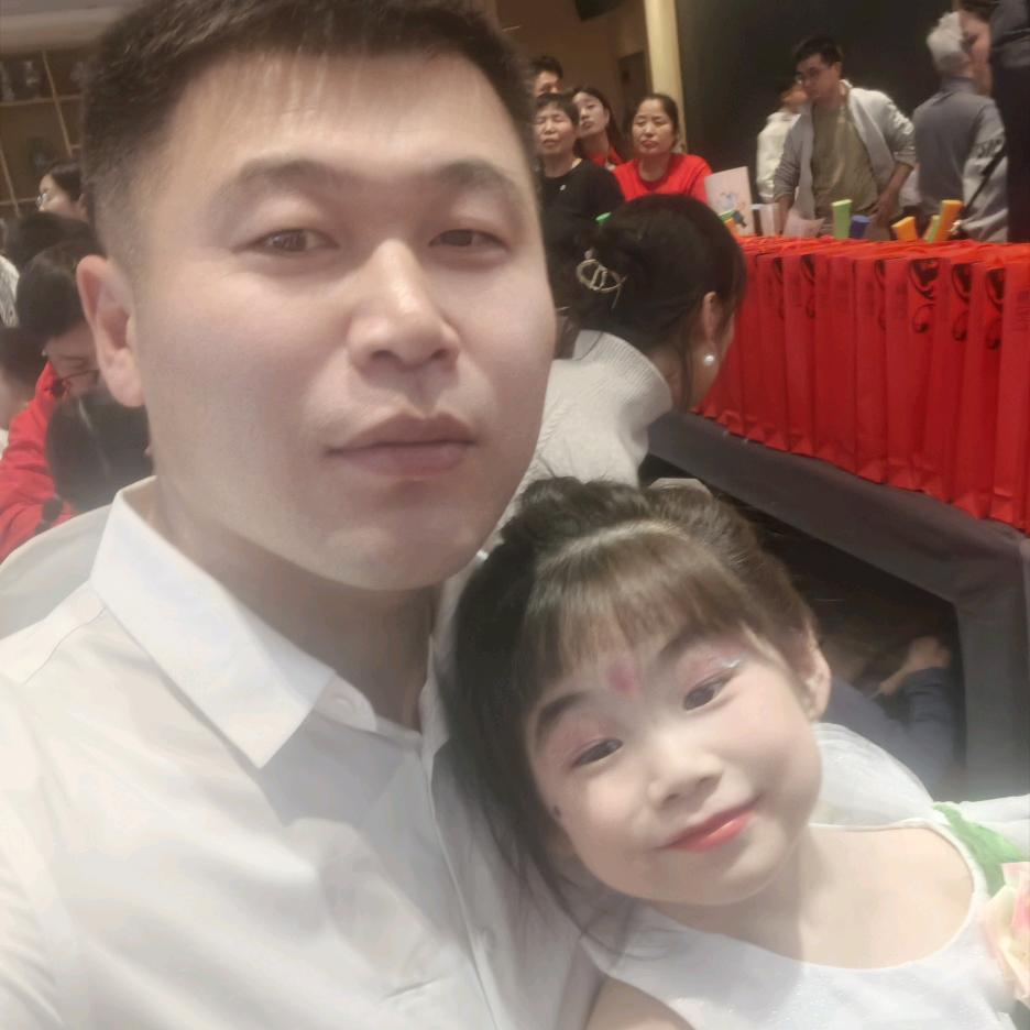 王斯扬小朋友。