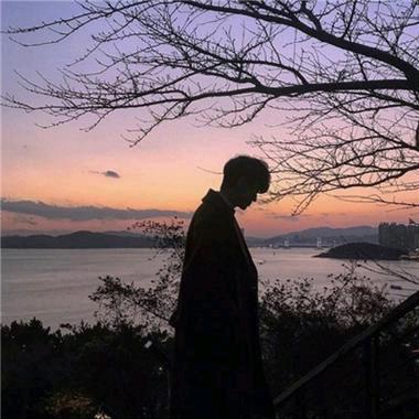 幸福安稳（娱乐主播)每天20：00直播