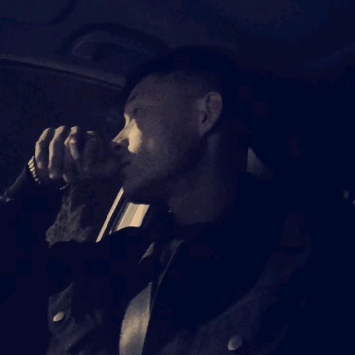 ～小陆别乱撞丶