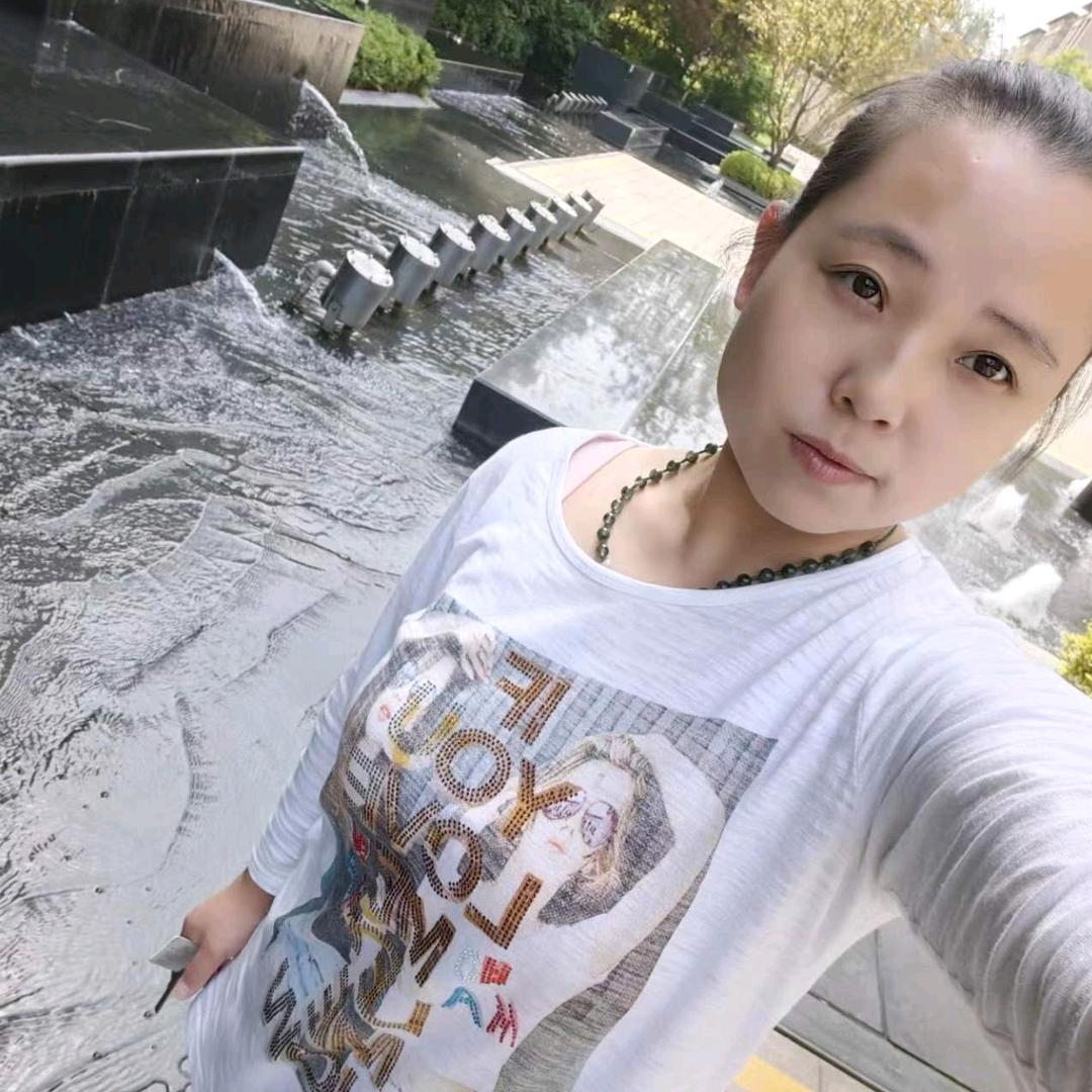 静静同学