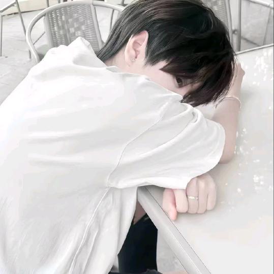 判京.许泽言