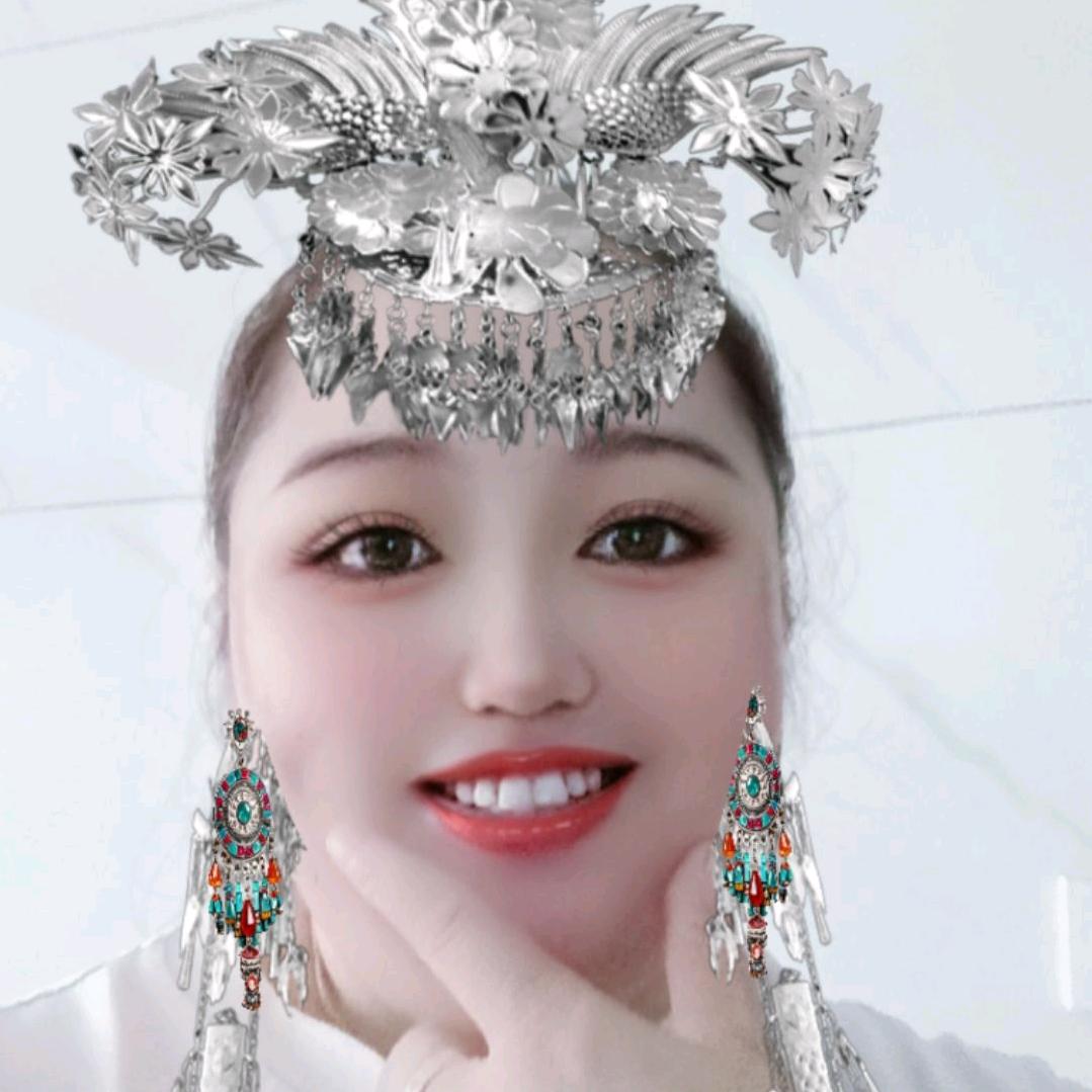 李