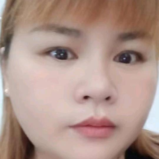 蓝春艳