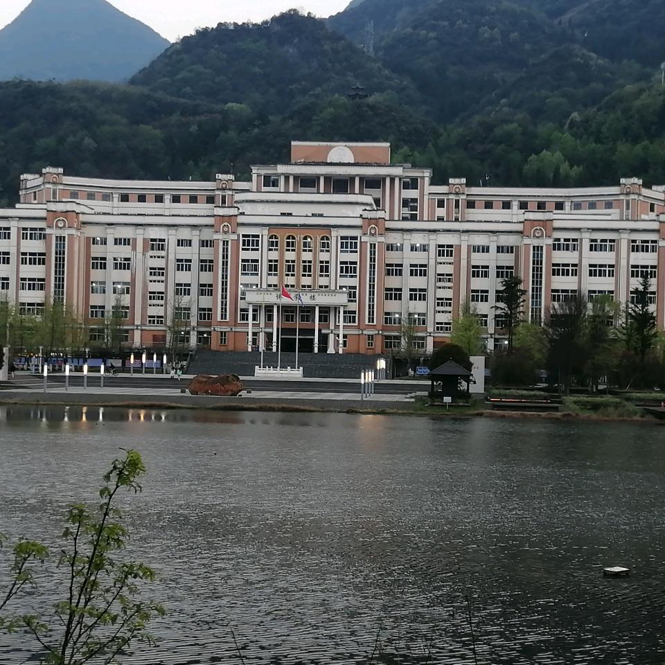 曾令华