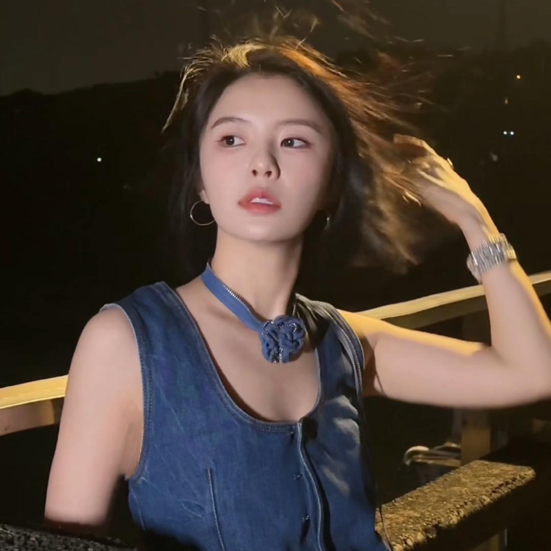 老娜私服