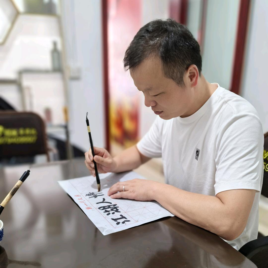 萍乡市支点汽车贸易有限公司