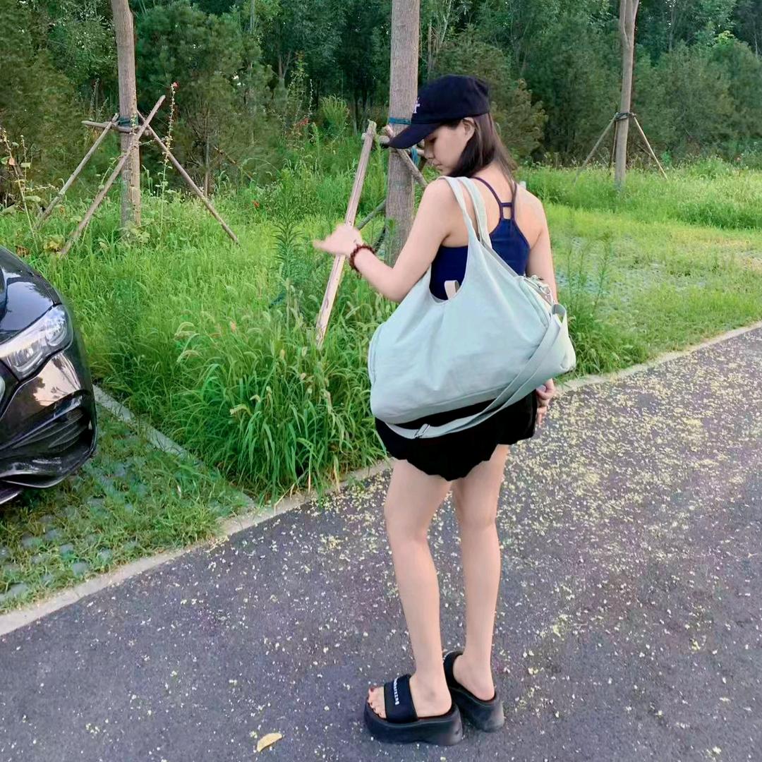 照照的包