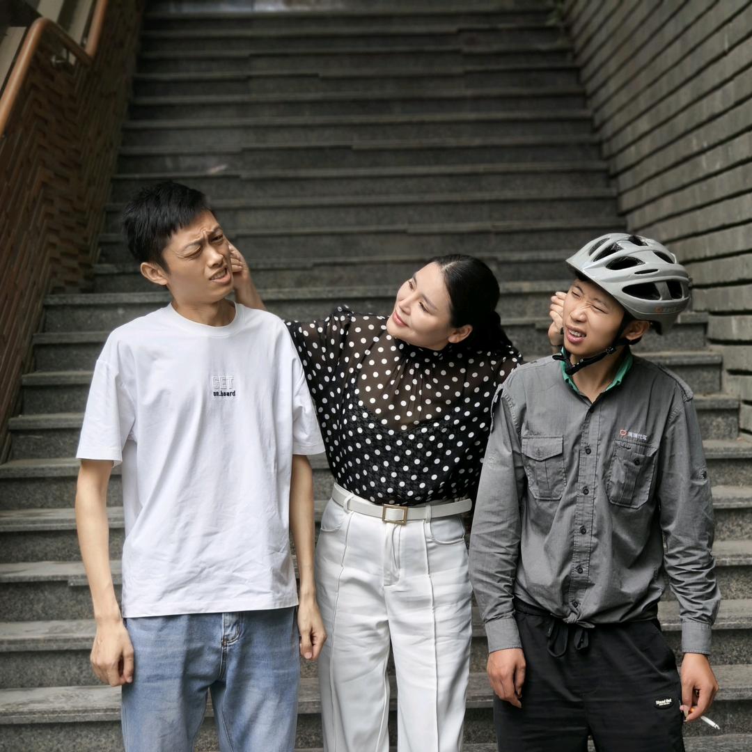 周小强的三姐（楠姐）