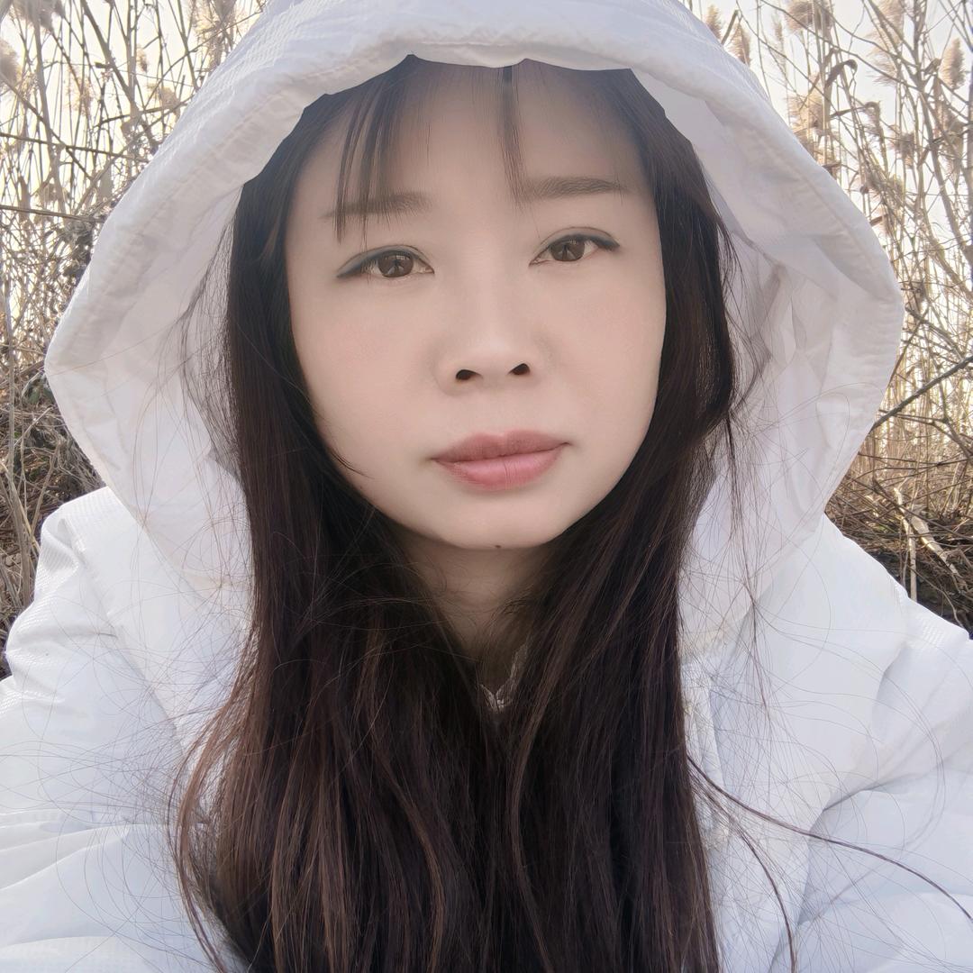 爱钓鱼的妞妞