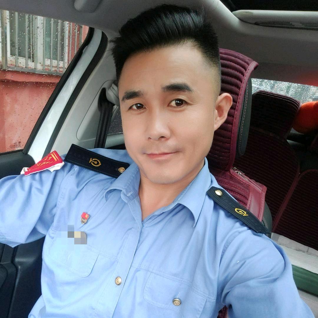 @安安