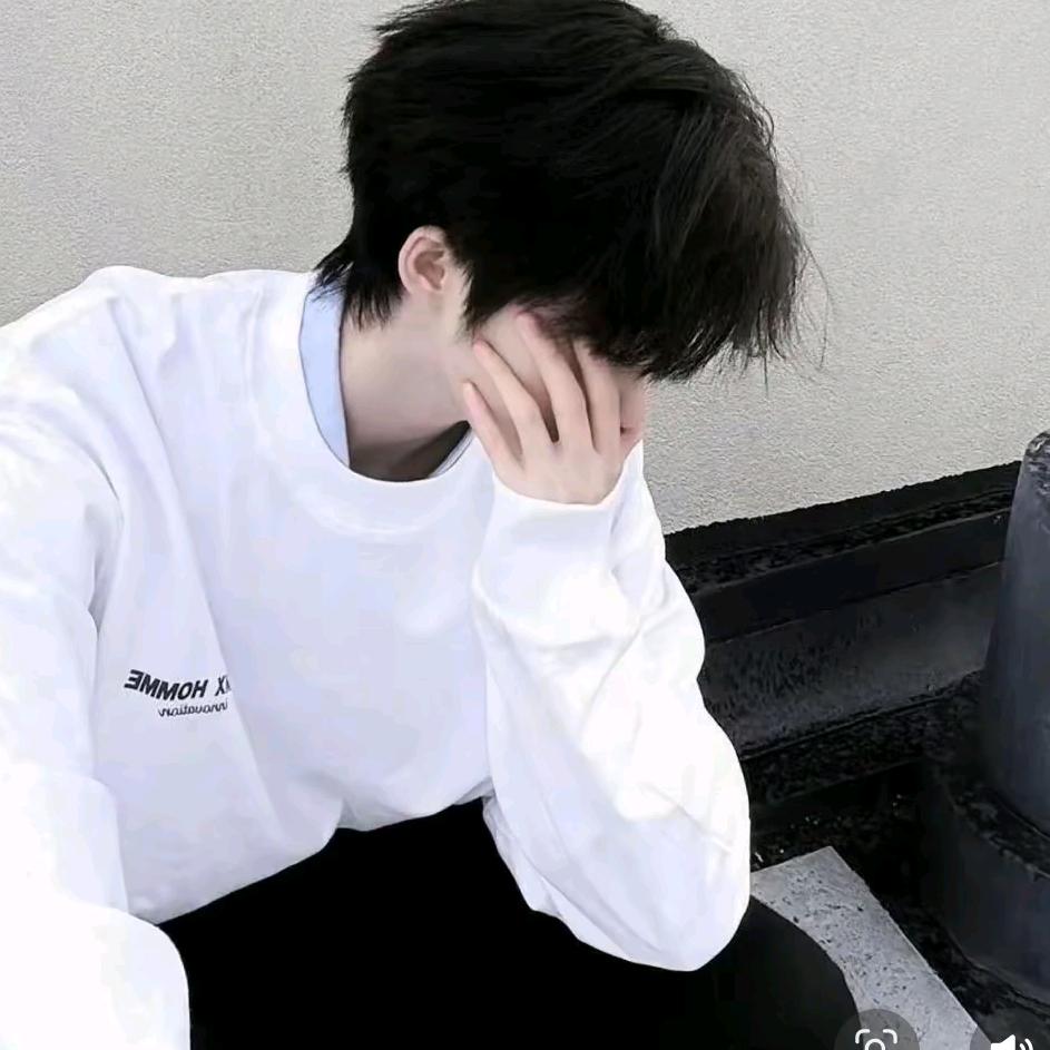 小武(和平精英俱乐部 陪玩d)