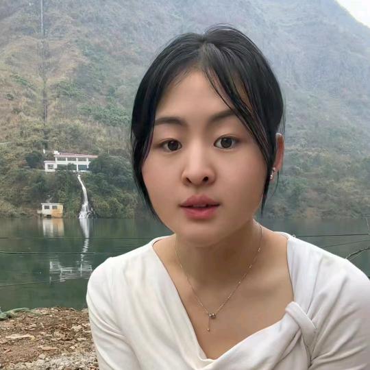 受过伤的女人