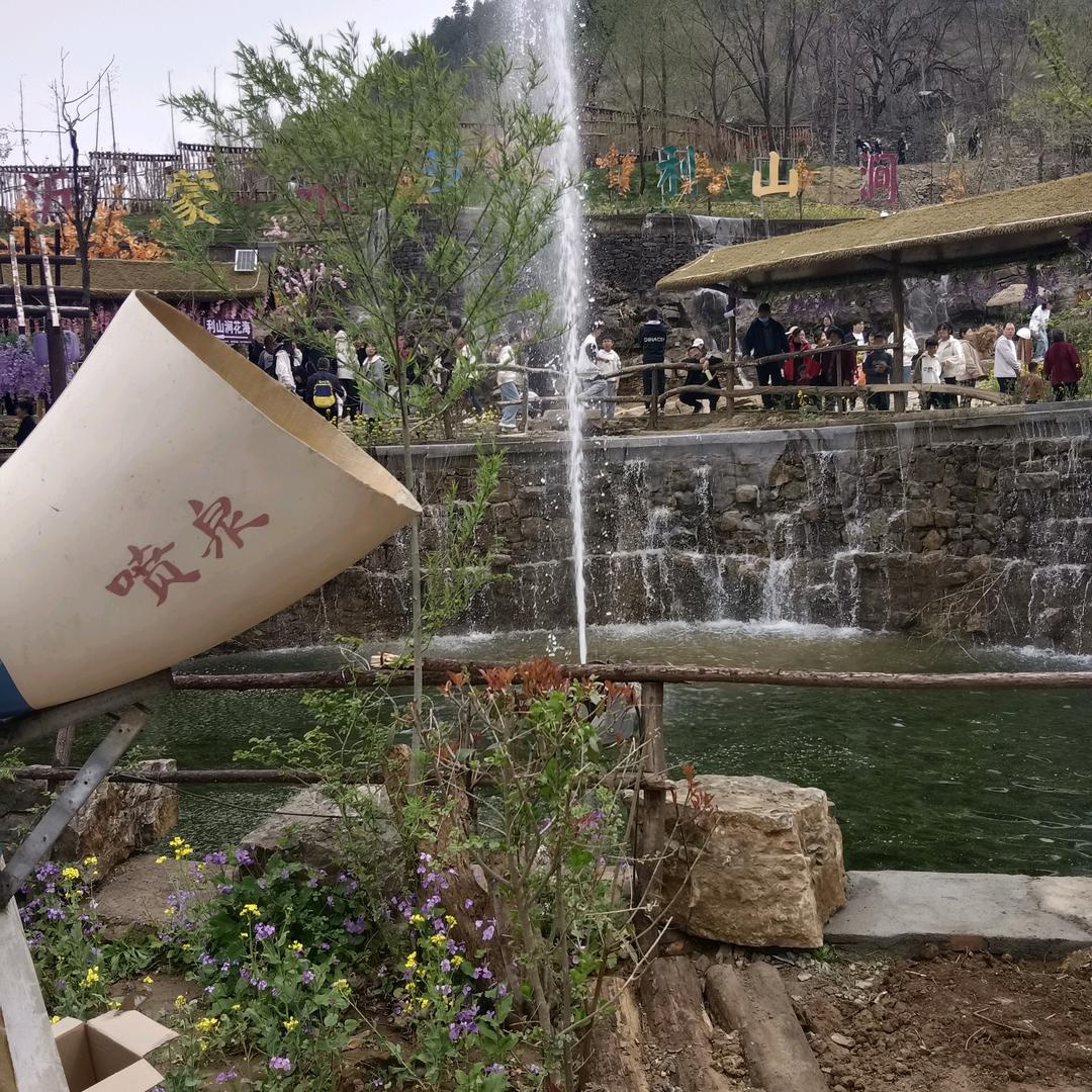 精神小伙