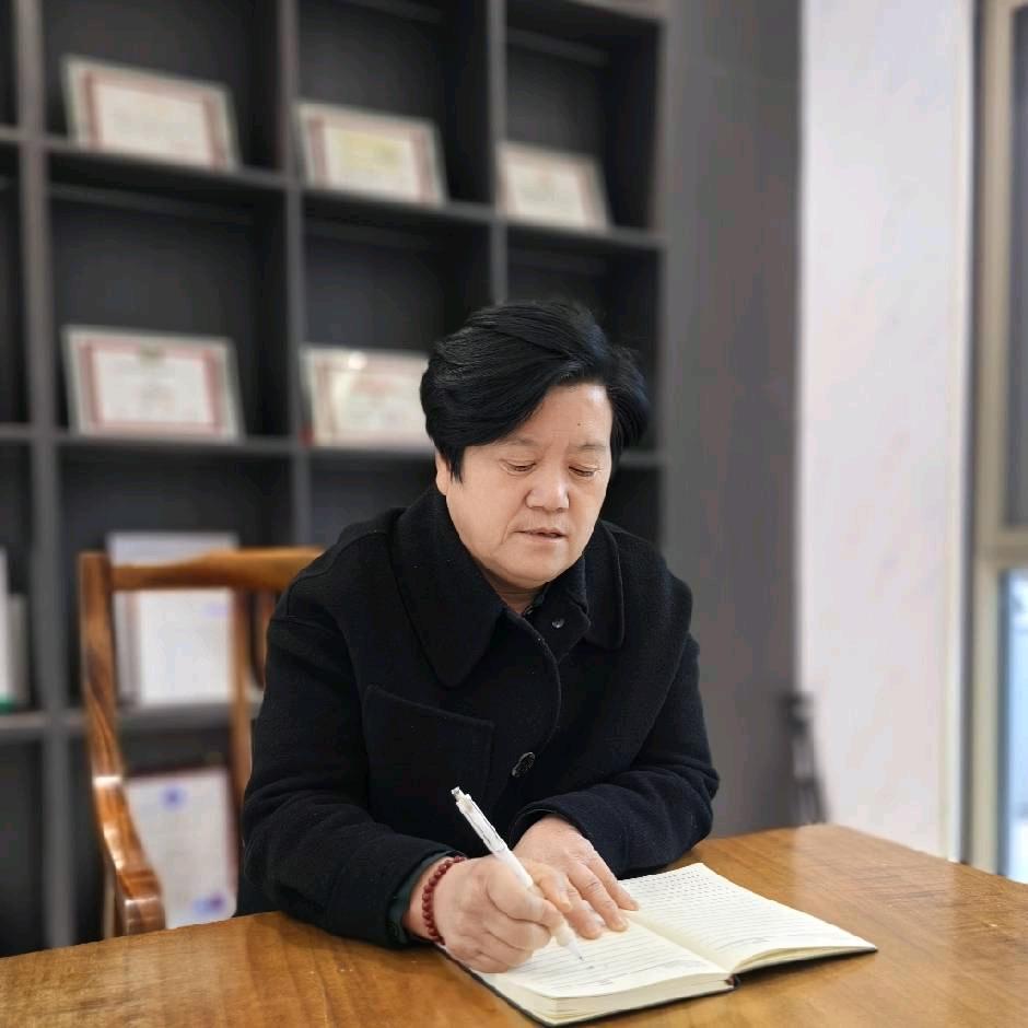 禹州富轩门窗段金婷