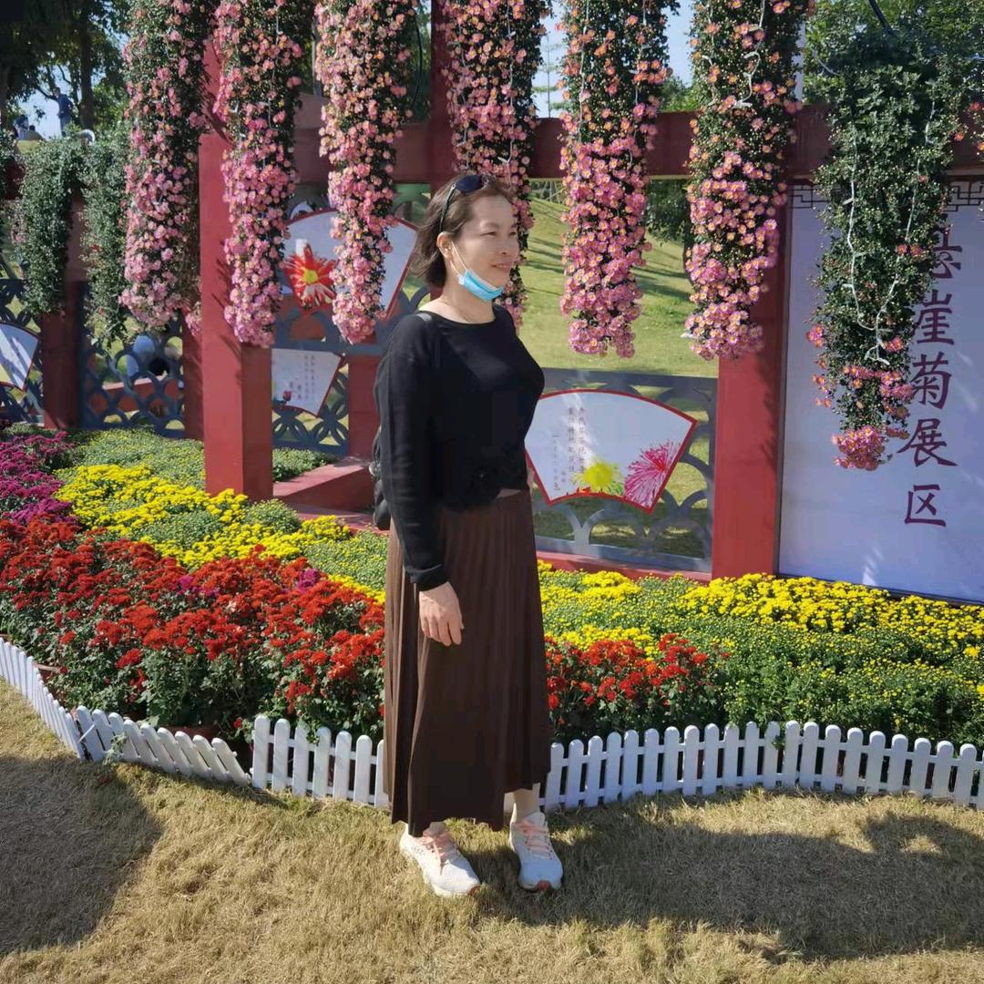 小凤同学（高效止脱，白发养黑）