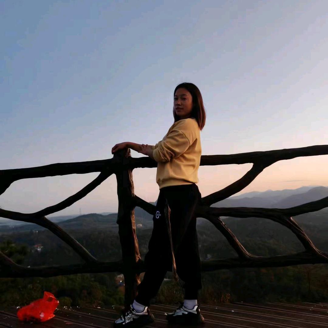 雨母山世纪宝贝幼儿园谭方圆