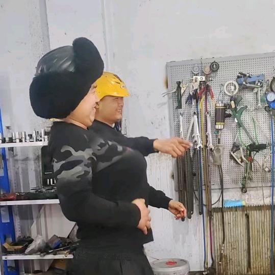 小施傅