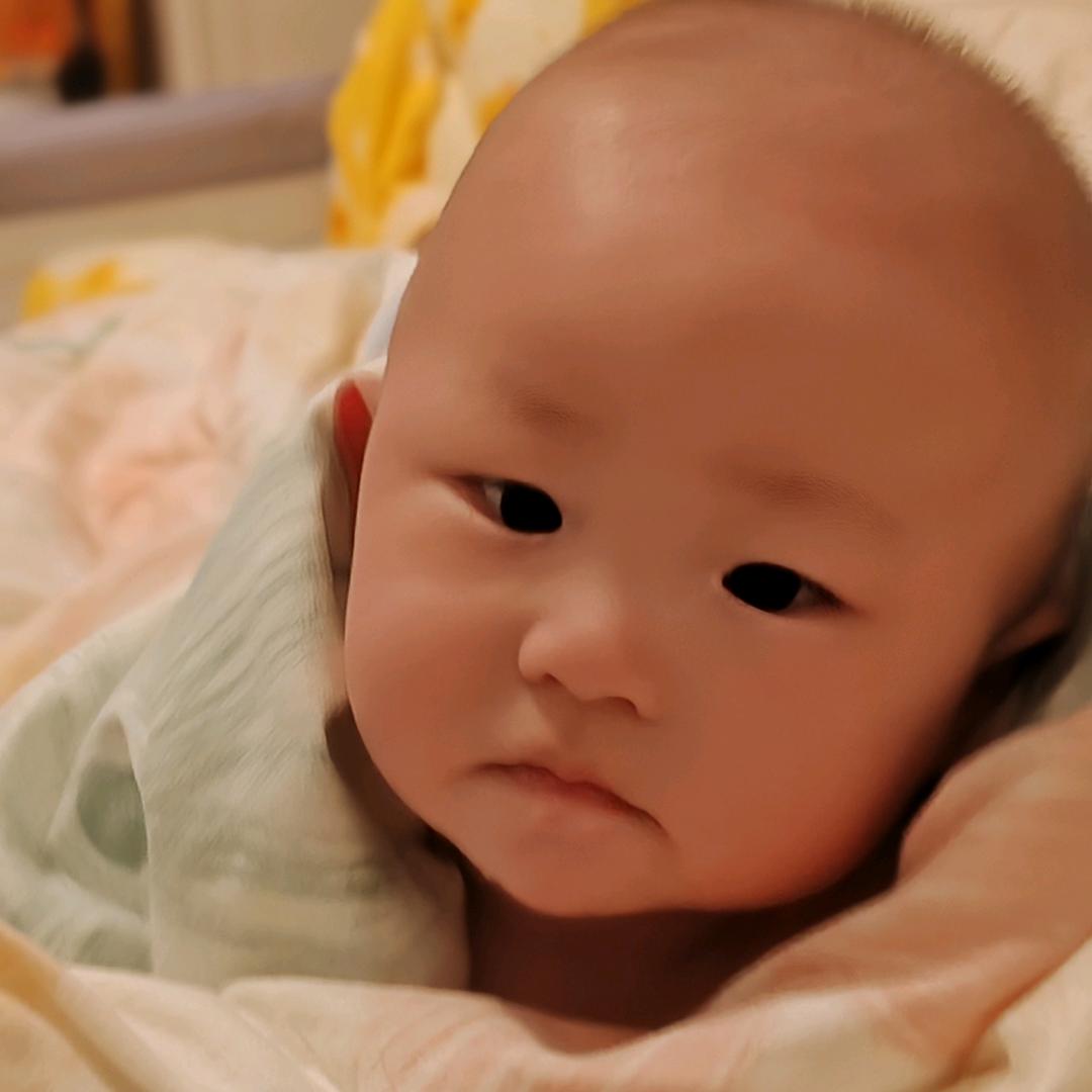 小一伊浩崽崽