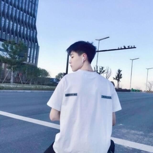 小小怪.