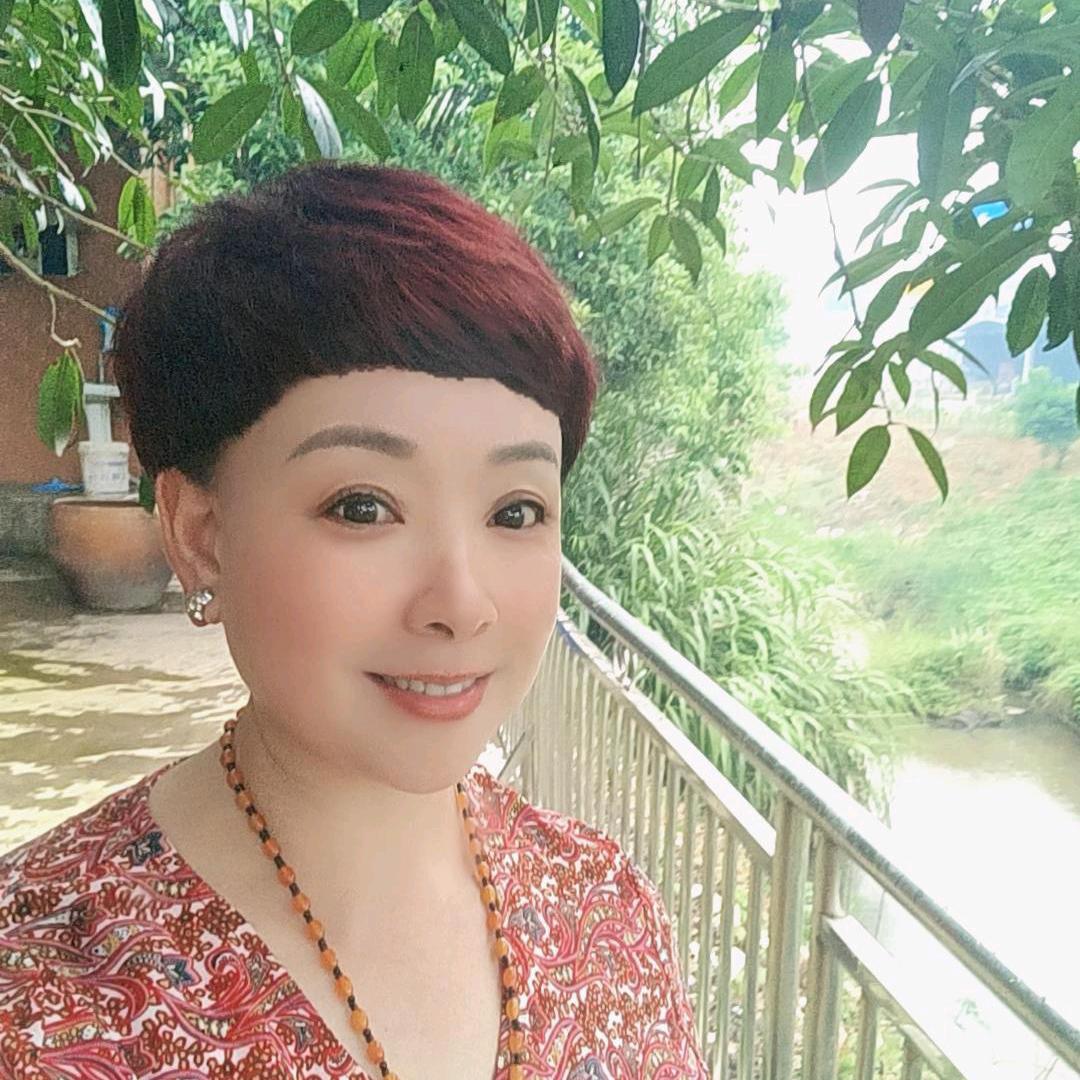 长沙伍媚