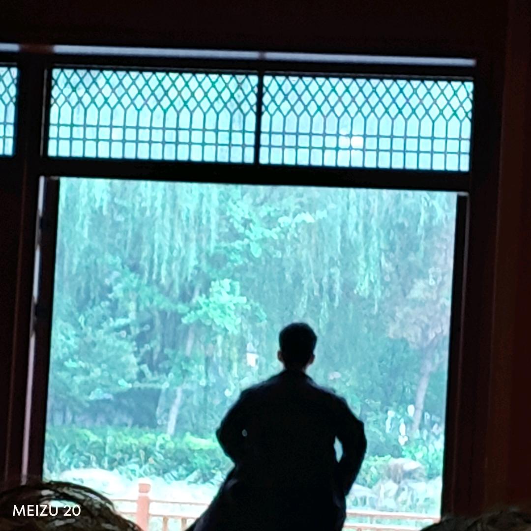 姓李叫理想