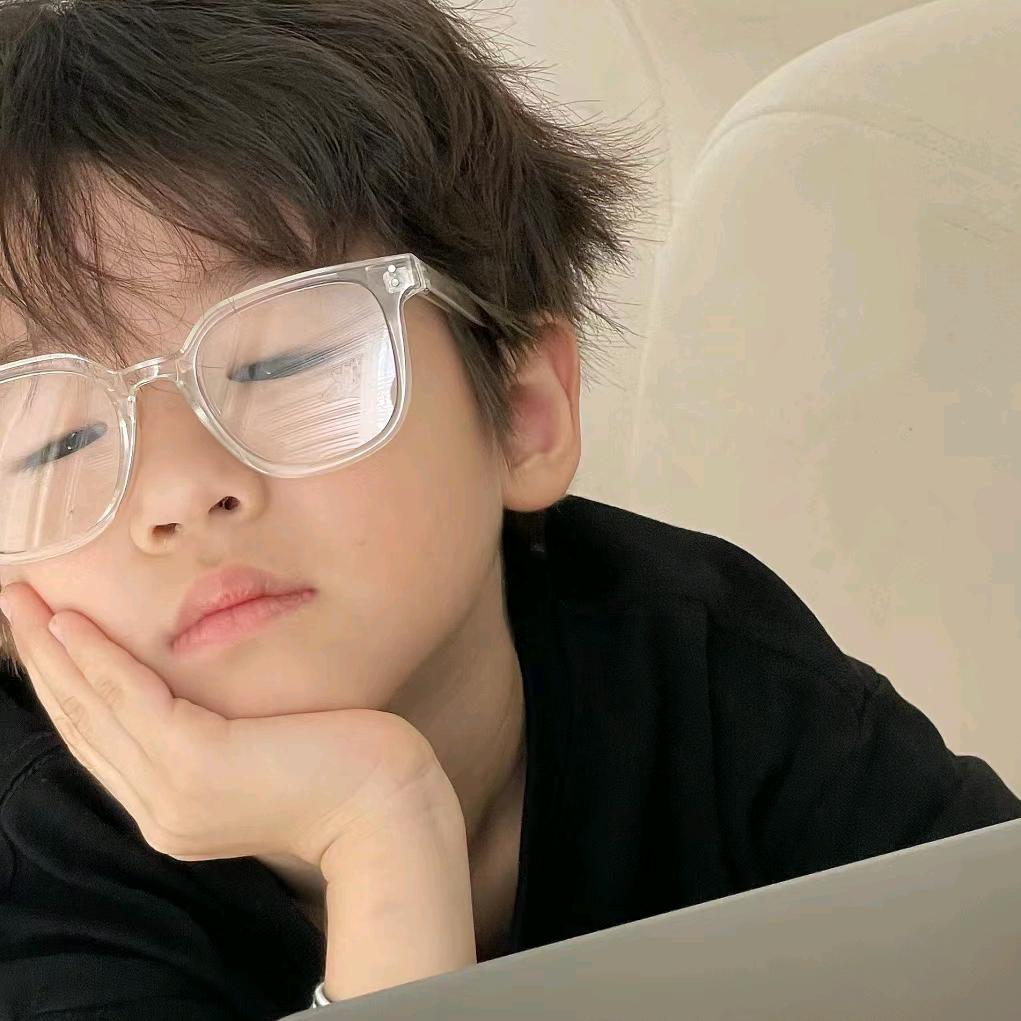 颜子博