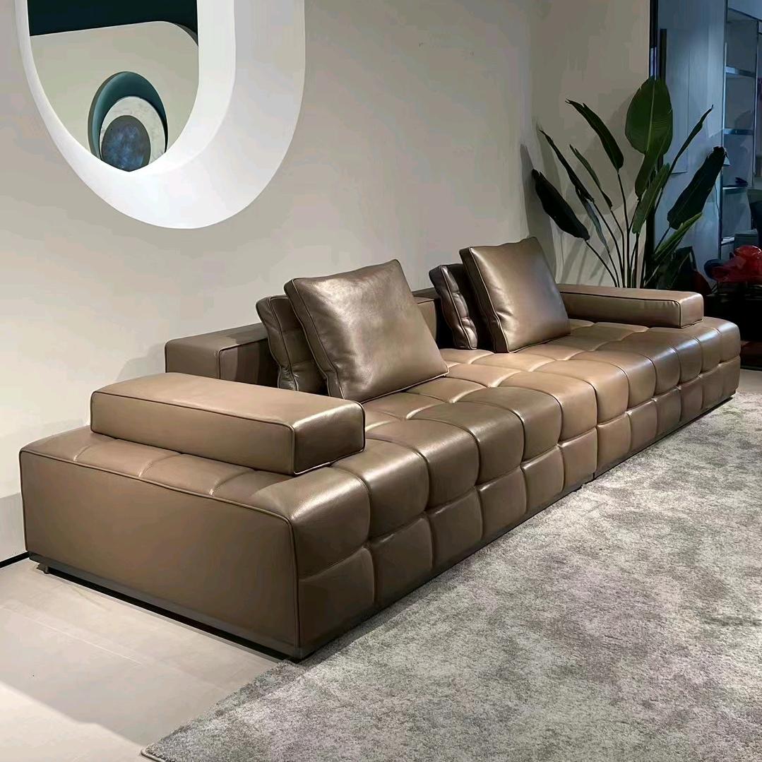 小迷妹在久鼎家居