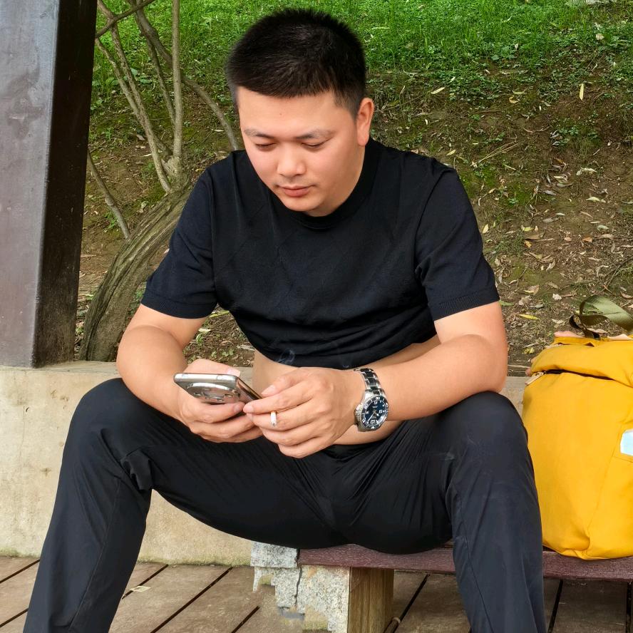 烟酒秒我，24小时在线。