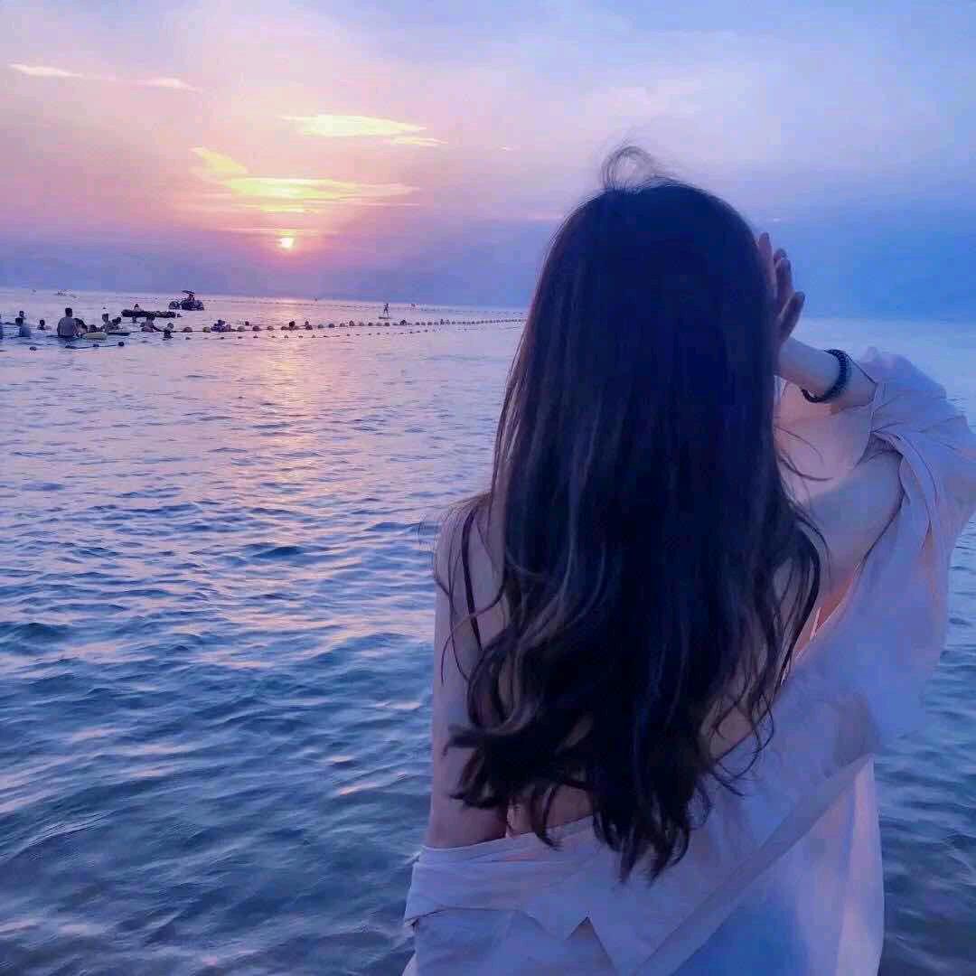 小白很白