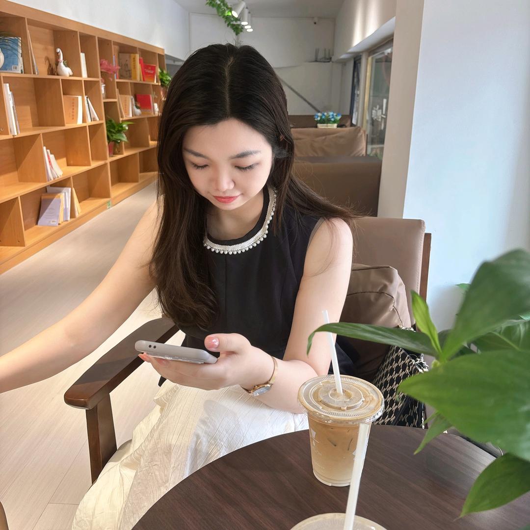 江华摩尔登窗帘布言布语