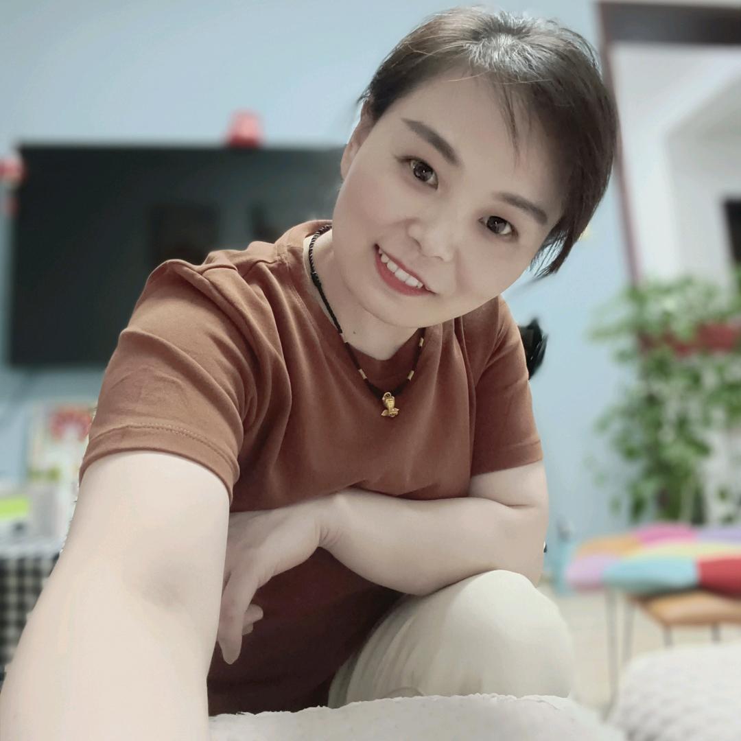 芳芳鞋服