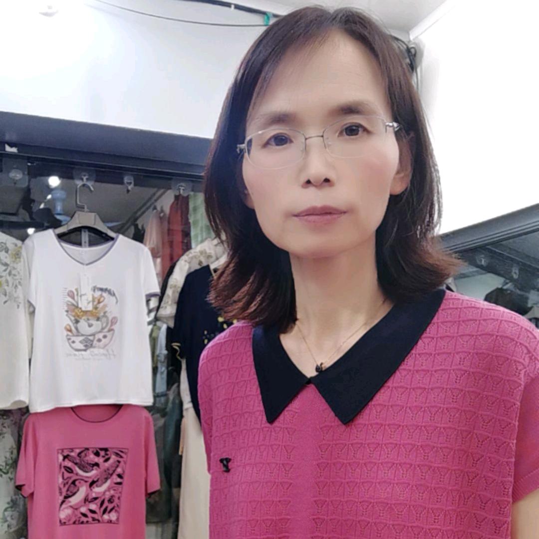 四季红武汉服饰(琵琶山大市场店)官方号