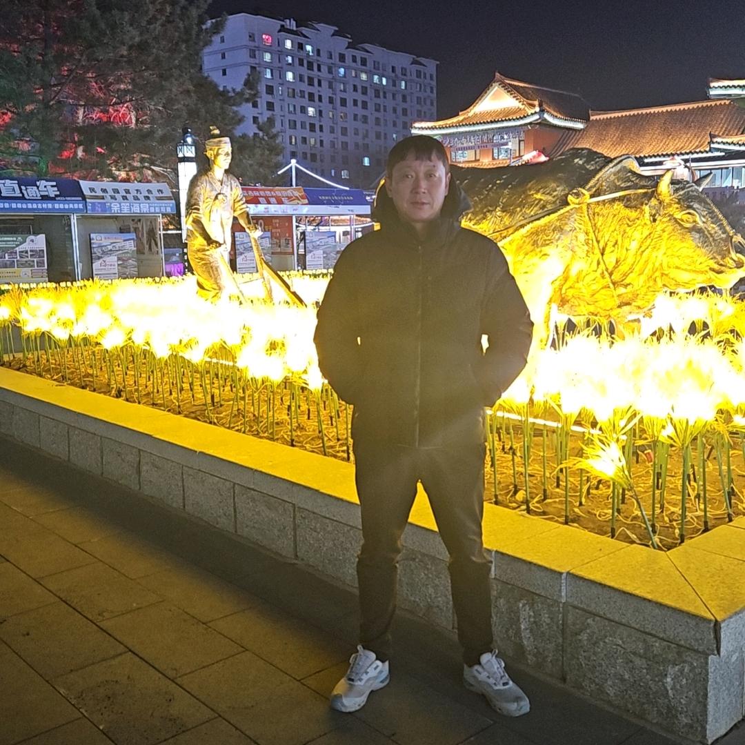 金成日