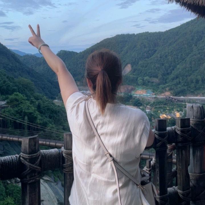 小鱼❤️⁹⁸⁵