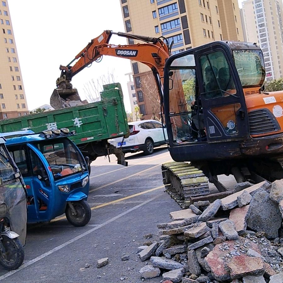 淮安洪泽鑫城土石方渣土-拉圾清除沙石
