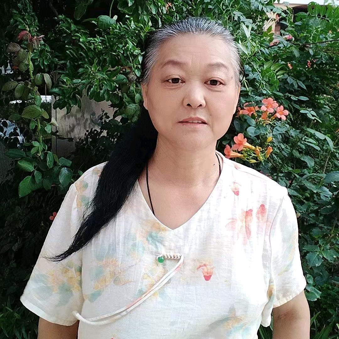 墨墨奶奶